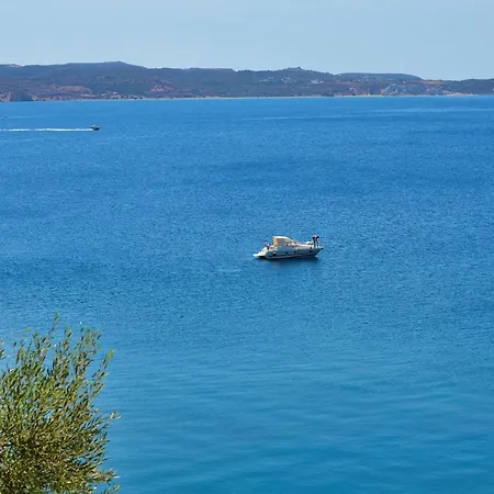 Appartement Persephone - Newly Renovated Cycladic Studio