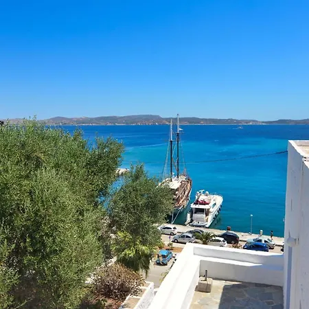 Apartment Persephone - Newly Renovated Cycladic Studio
