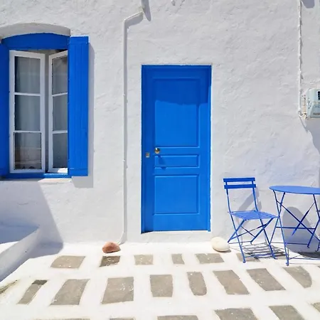 Persephone - Newly Renovated Cycladic Studio Apartment